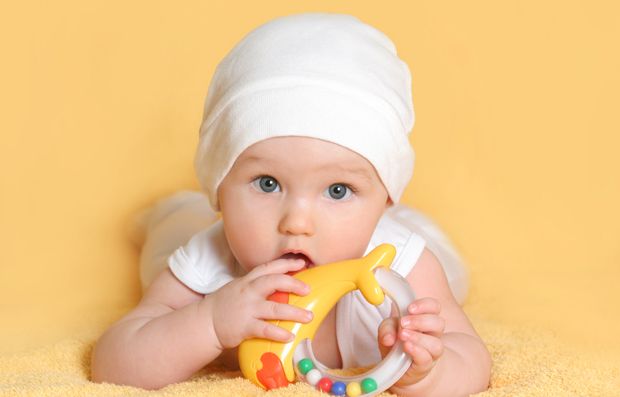 Baby im fünften Lebensmonat