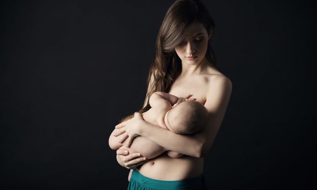 Baby stillen in der Nacht