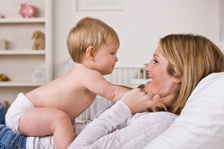 Übungen mit dem Baby