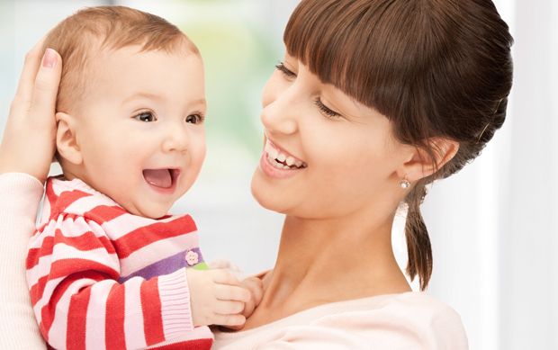 Babysitter mit Kind