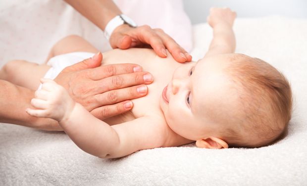Bauchmassage Baby Bauchmassage Baby