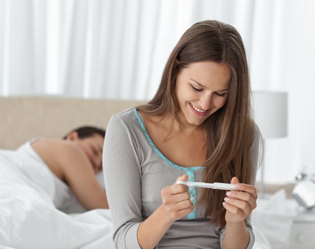 Frau ist schwanger Frau ist schwanger