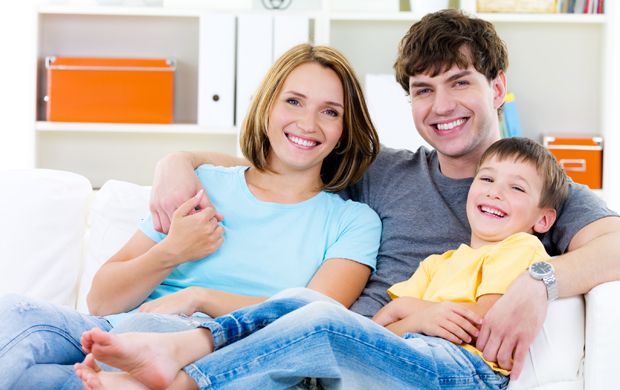 Alleinerziehende Mutter mit neuem Partner