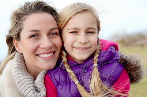 Mutter mit Tochter in Pubertät