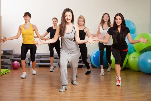 Gruppe hat Spaß an Bokwa Gruppe hat Spaß an Bokwa
