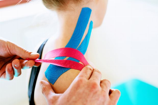 Anwendung mit Kinesio Tapes