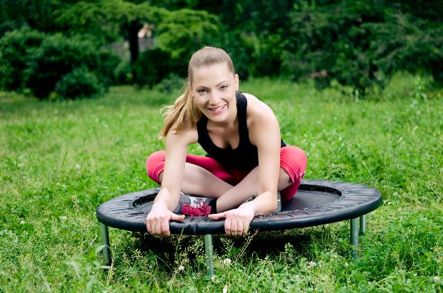 Frau vor dem Balance Swing Training