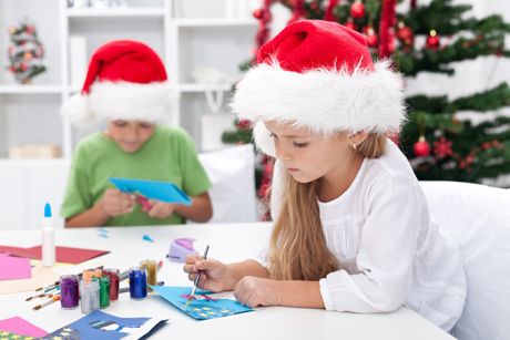 Weihnachtsschmuck mit Kindern basteln