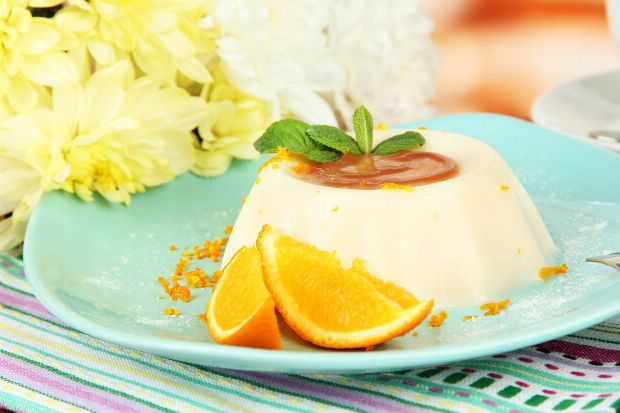 Griespudding mit Orangensoße - Rezept