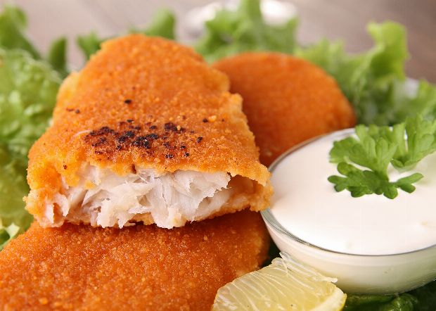 Scholle paniert mit Joghurt-Dillsauce - Rezept