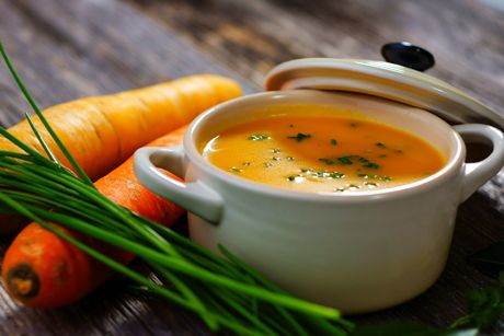 Schnelle Karotten-Orangen-Suppe