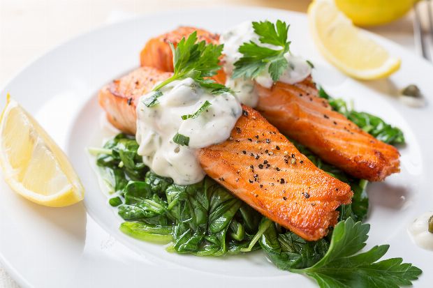 Lachs mit Blattspinat - Ditärezept