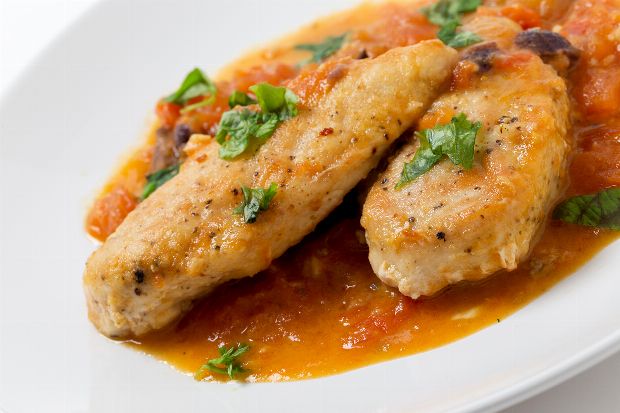 Hühnerbrust in Tomatensauce