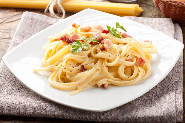 Tagliatelle mit Schinken-Sahne-Sauce