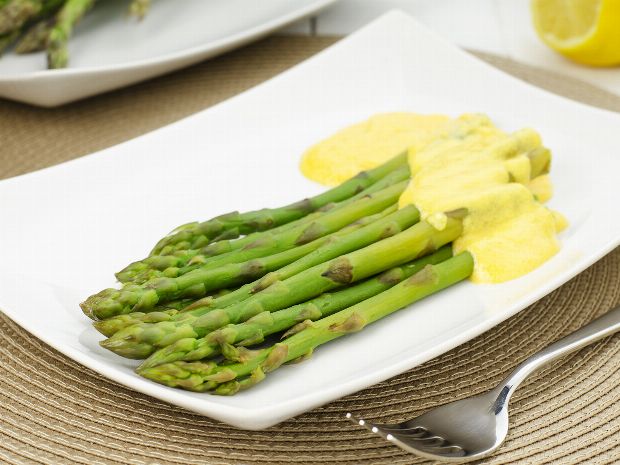 Spargel mit Senfsauce