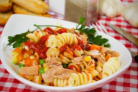 Nudeln mit Thunfisch