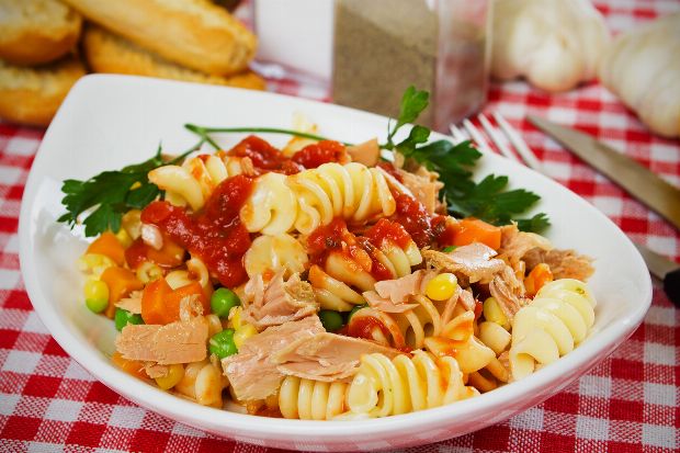 Nudeln mit Thunfisch