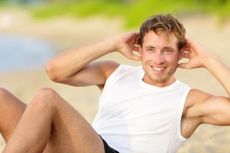 Workout für einen flachen Bauch, für einen straffen Po und straffe Beine