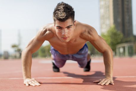 Rückentraining: Trainingsplan für einen gesunden Rücken