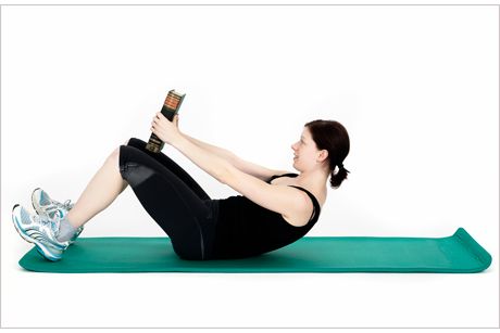 Crunch mit langem Hebel und Zusatzgewicht