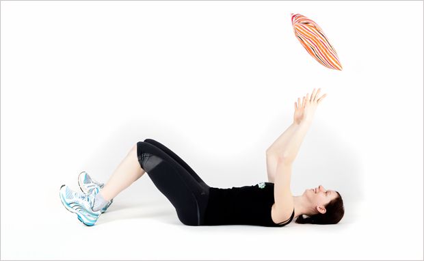 Spezialkick Fitnessübung Armüberzüge