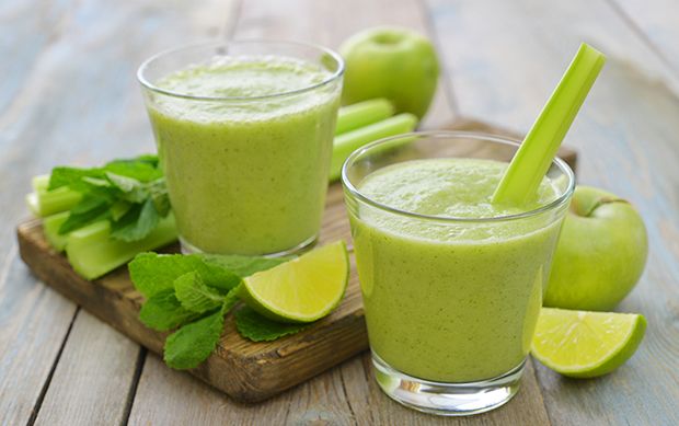 veganer Früchte-Gemüse-Smoothie veganer Früchte-Gemüse-Smoothie