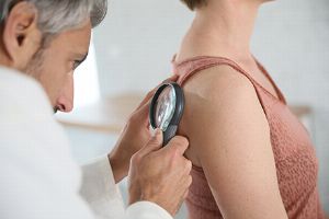 Abszess: Ursachen, Symptome und Behandlung