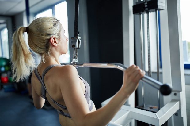 Gewichtsreduktion: Abnehmen durch Krafttraining?