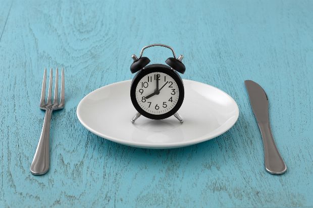 Darf man Intervallfasten und Keto kombinieren ?