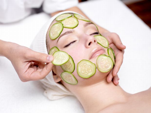Gesichtsmaske mit Gurke Gesichtsmaske mit Gurke