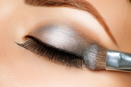 Lidschatten für größere Augen - MakeUp