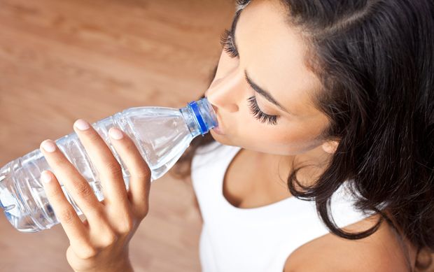 Ernährungsmythos Wasser Ernährungsmythos Wasser