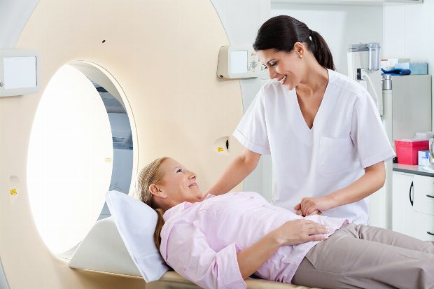 Untersuchung Kopf-Hals-Tumor