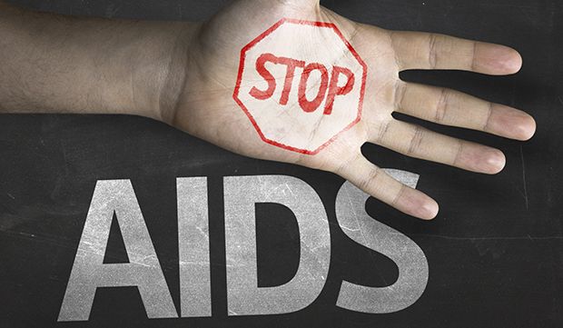 AIDS, das Syndrom der Immunschwäche, ist die finale Phase einer HIV-Infektion.