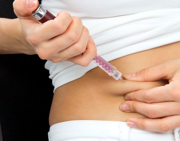 Insulin bei einer Diabetes-Erkrankung spritzen