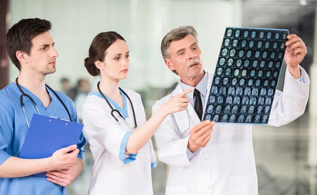Medizinische Behandlung nach Schlaganfall